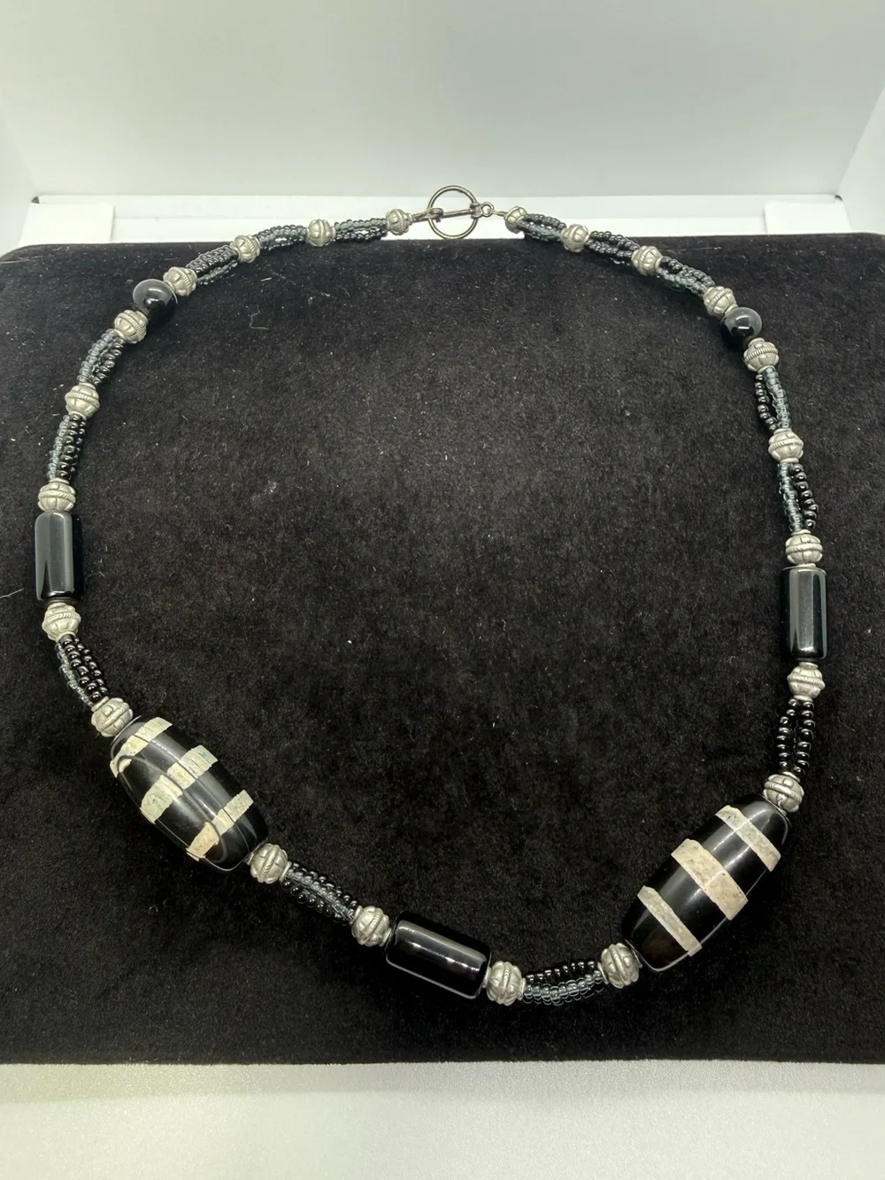 Vintage African Trade Bead Style Necklace 18.5” Black White Beads